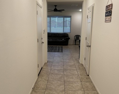 8841 W Fleetwood Lane - Photo Thumbnail 1
