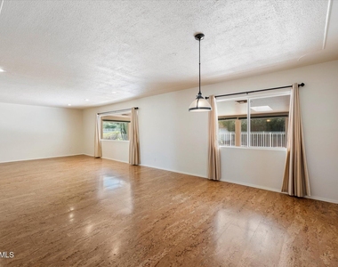 5019 E Rovey Avenue - Photo Thumbnail 25