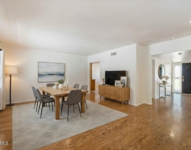 5019 E Rovey Avenue - Photo Thumbnail 19