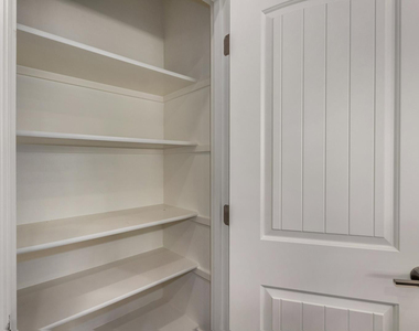 20396 W Brittlewood Avenue - Photo Thumbnail 16
