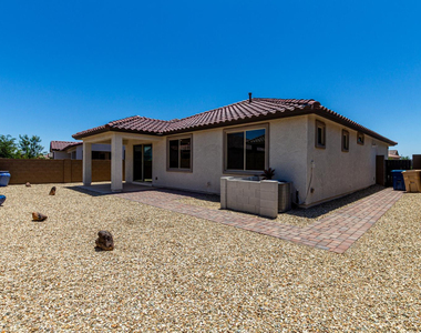20396 W Brittlewood Avenue - Photo Thumbnail 24