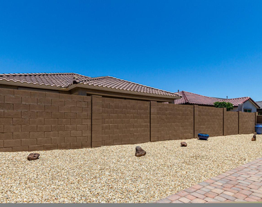 20396 W Brittlewood Avenue - Photo Thumbnail 27