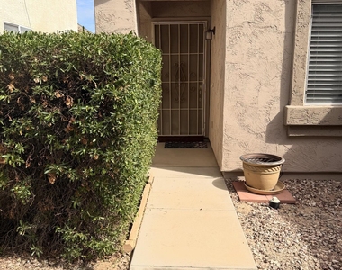 1241 S 227th Avenue - Photo Thumbnail 16
