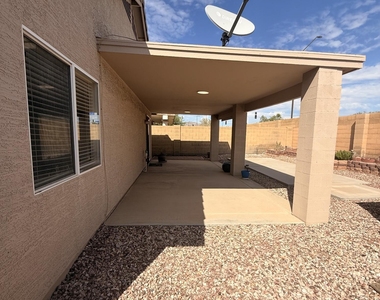 1241 S 227th Avenue - Photo Thumbnail 13
