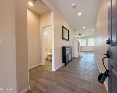 16759 W Canterbury Drive - Photo Thumbnail 3