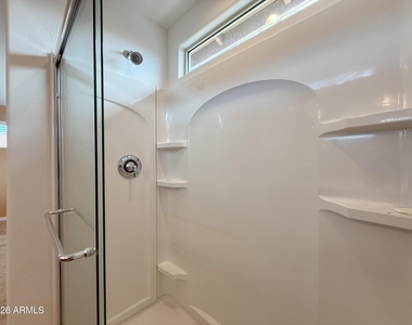 16759 W Canterbury Drive - Photo Thumbnail 45