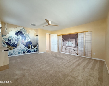 16759 W Canterbury Drive - Photo Thumbnail 29