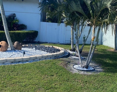 1279 Kinglet Terrace - Photo Thumbnail 16