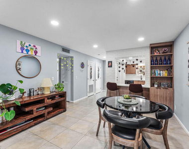 2840 Sw 14th Street - Photo Thumbnail 10
