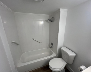 601 S State Road 7 - Photo Thumbnail 21