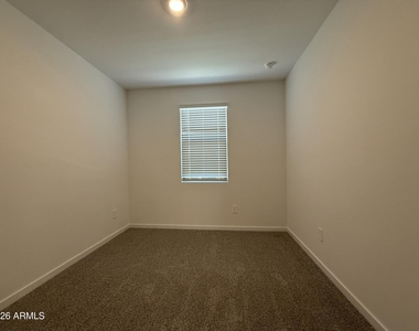 4169 W Jeanette Lane - Photo Thumbnail 19