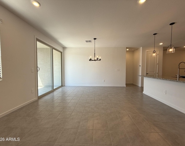 4169 W Jeanette Lane - Photo Thumbnail 6