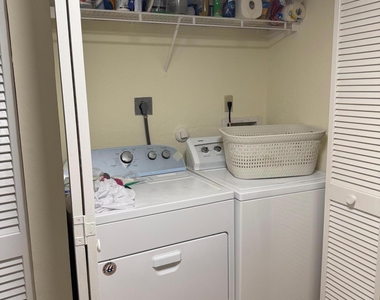 85 Pelican Pointe Drive - Photo Thumbnail 12