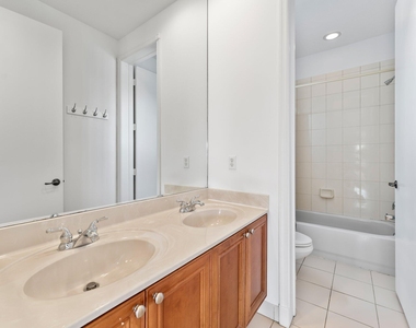156 Isle Verde Way - Photo Thumbnail 32