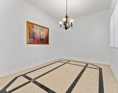 156 Isle Verde Way - Photo Thumbnail 26