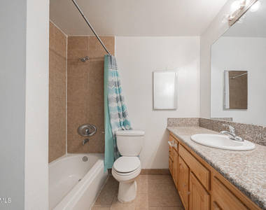 3213 N 66th Street - Photo Thumbnail 9
