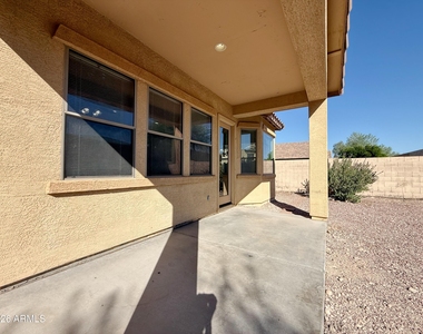 18099 W La Mirada Drive - Photo Thumbnail 9