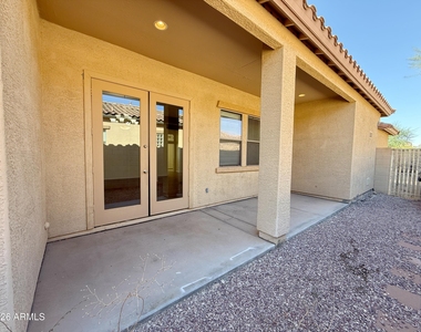 18099 W La Mirada Drive - Photo Thumbnail 11