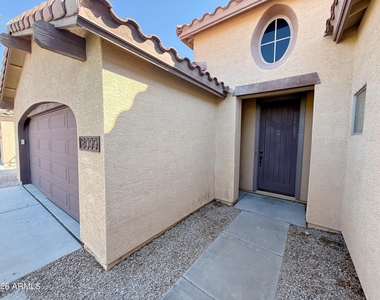 18099 W La Mirada Drive - Photo Thumbnail 14