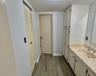 5320 Nw 11th Street - Photo Thumbnail 16