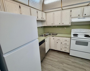 5320 Nw 11th Street - Photo Thumbnail 9