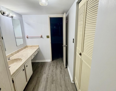 5320 Nw 11th Street - Photo Thumbnail 17