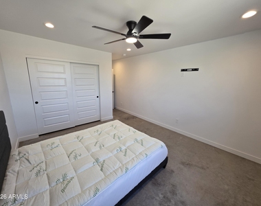 2061 W Daniel Road - Photo Thumbnail 14