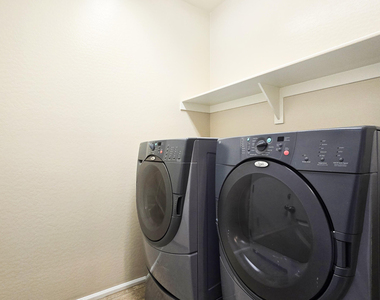 617 S 165th Avenue - Photo Thumbnail 22