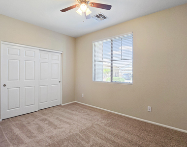 617 S 165th Avenue - Photo Thumbnail 16