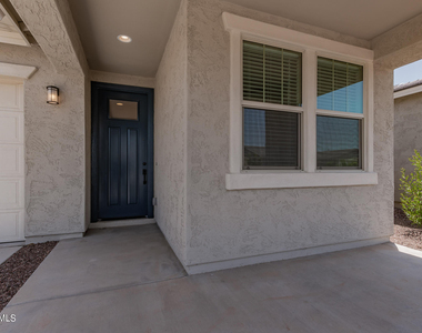 17287 W Valentine Street - Photo Thumbnail 6