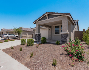 17287 W Valentine Street - Photo Thumbnail 2