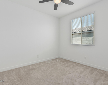 17287 W Valentine Street - Photo Thumbnail 27