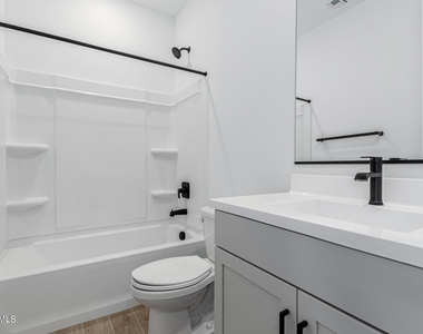 17287 W Valentine Street - Photo Thumbnail 31