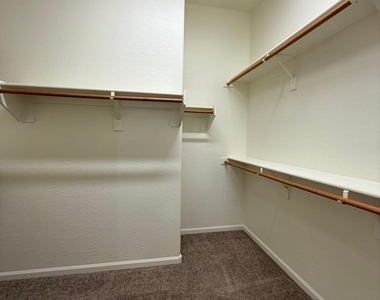 281 W Flamingo Drive - Photo Thumbnail 20