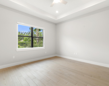 9195 Cape Honey Bee Lane - Photo Thumbnail 14