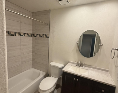308 E Melody Drive - Photo Thumbnail 13
