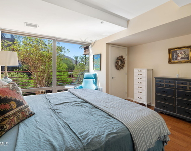 7121 E Rancho Vista Drive - Photo Thumbnail 13