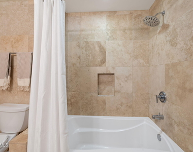 7121 E Rancho Vista Drive - Photo Thumbnail 15