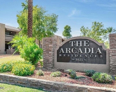 3825 E Camelback Road - Photo Thumbnail 10