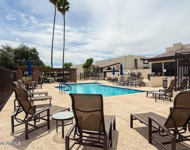 3825 E Camelback Road - Photo Thumbnail 8