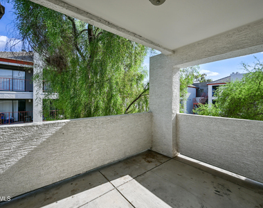 3065 N 67th Avenue - Photo Thumbnail 14