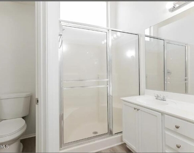 20316 N 81st Drive - Photo Thumbnail 12