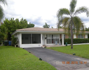 3360 Ne 19th Avenue - Photo Thumbnail 1