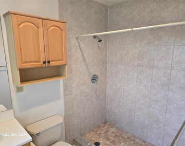 3360 Ne 19th Avenue - Photo Thumbnail 9
