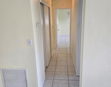 3360 Ne 19th Avenue - Photo Thumbnail 11