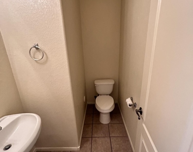 3659 E Temecula Way - Photo Thumbnail 16