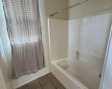 3659 E Temecula Way - Photo Thumbnail 32