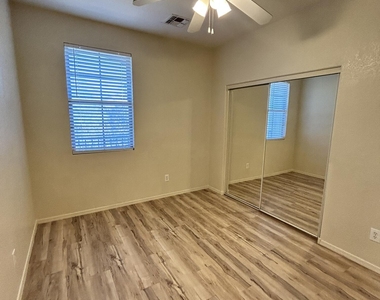 3659 E Temecula Way - Photo Thumbnail 19