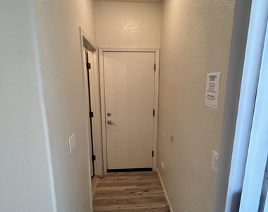 3659 E Temecula Way - Photo Thumbnail 15