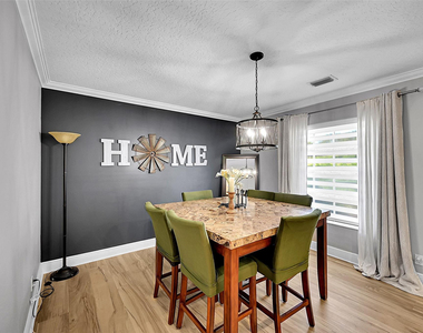 8606 Arrowhead Drive - Photo Thumbnail 9